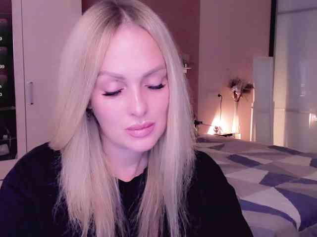 LibbyNora webcam