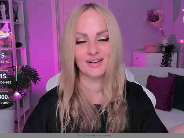 LibbyNora webcam