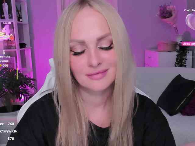 LibbyNora webcam