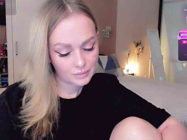 LibbyNora webcam