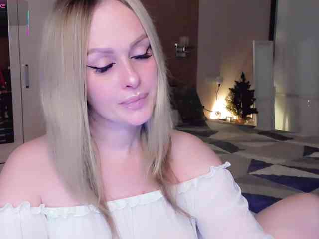 LibbyNora webcam