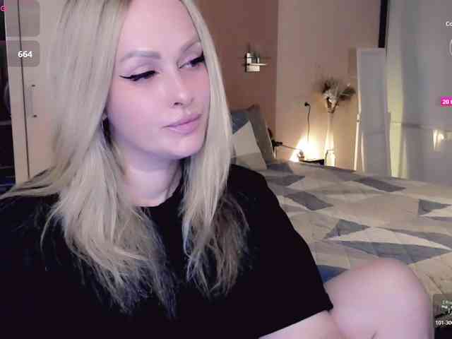 LibbyNora webcam