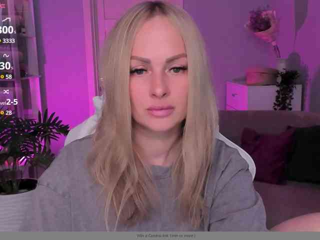 LibbyNora webcam