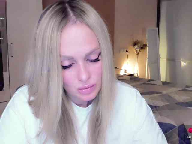 LibbyNora webcam