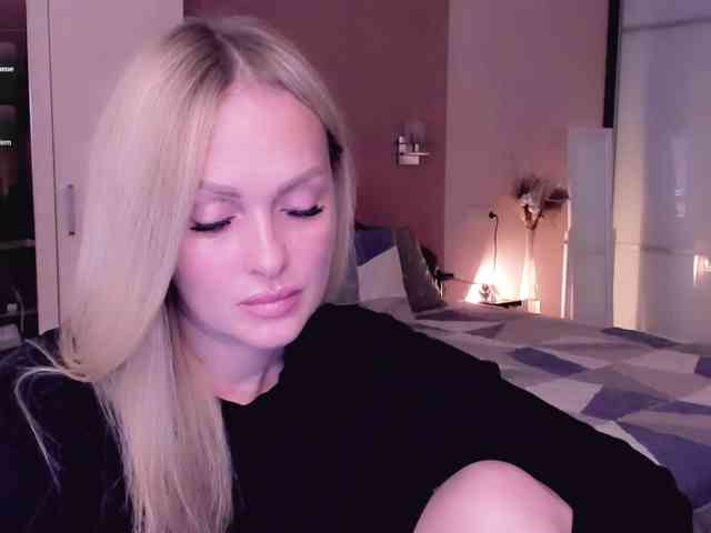 LibbyNora webcam