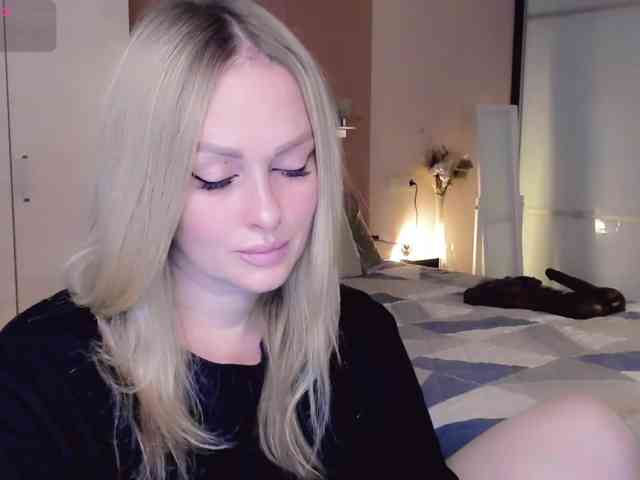 LibbyNora webcam