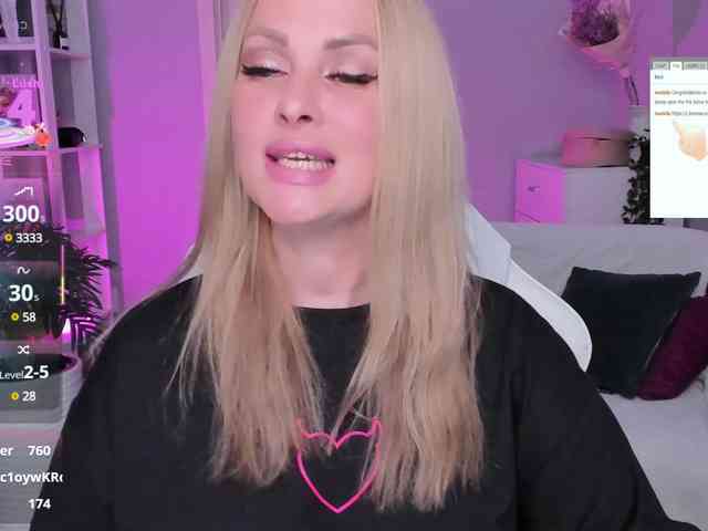 LibbyNora webcam
