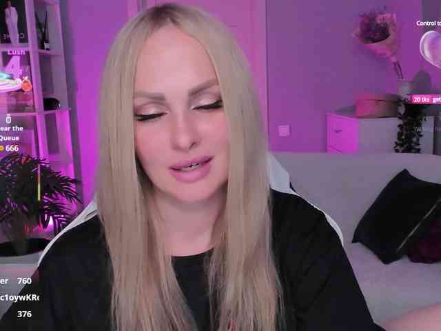 LibbyNora webcam