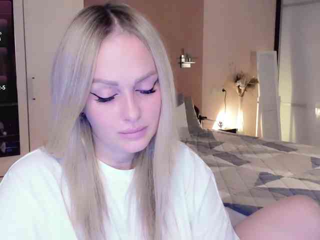 LibbyNora webcam
