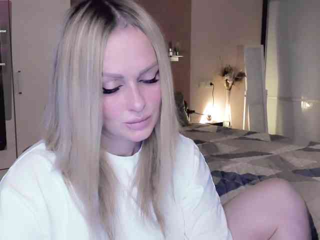 LibbyNora webcam
