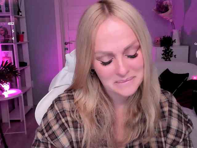 LibbyNora webcam