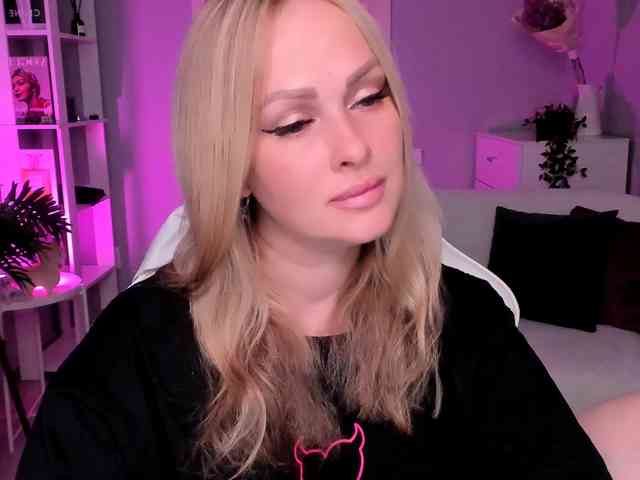 sexual chat LibbyNora