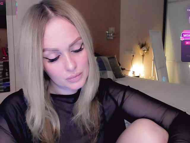 LibbyNora webcam