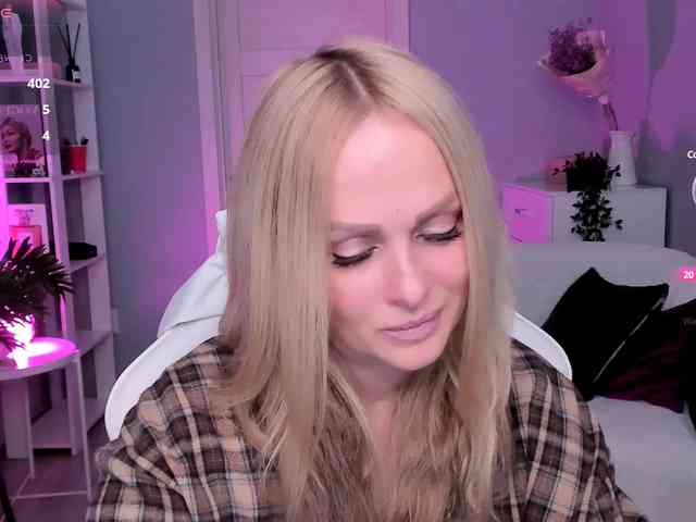 LibbyNora webcam