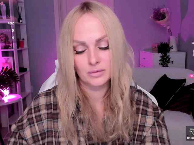 LibbyNora webcam