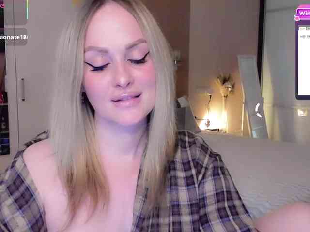 LibbyNora webcam
