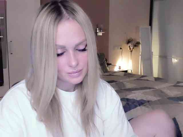 LibbyNora webcam