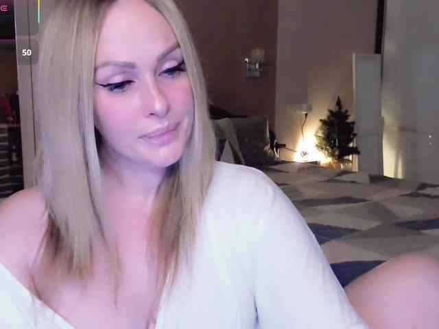 LibbyNora webcam