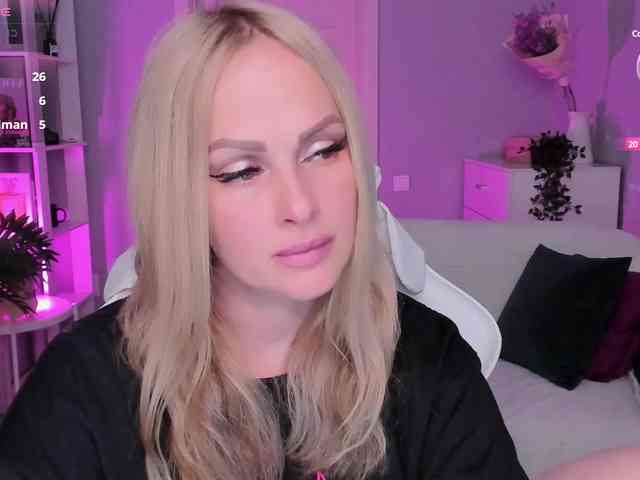 LibbyNora webcam