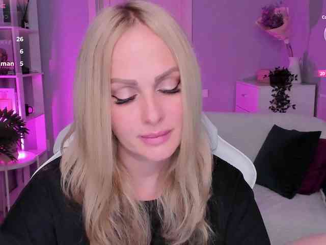 LibbyNora webcam