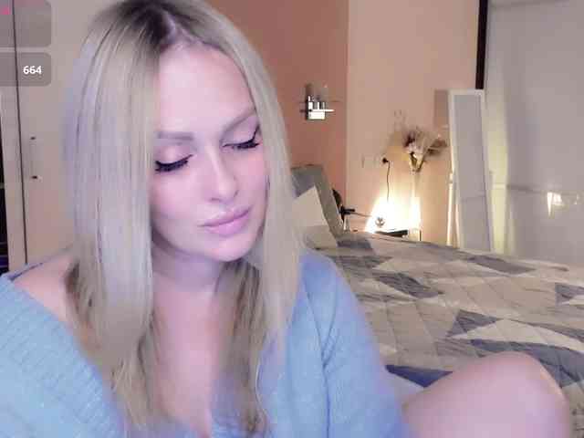 LibbyNora webcam
