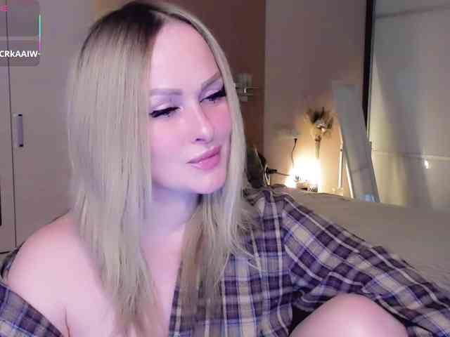 LibbyNora webcam