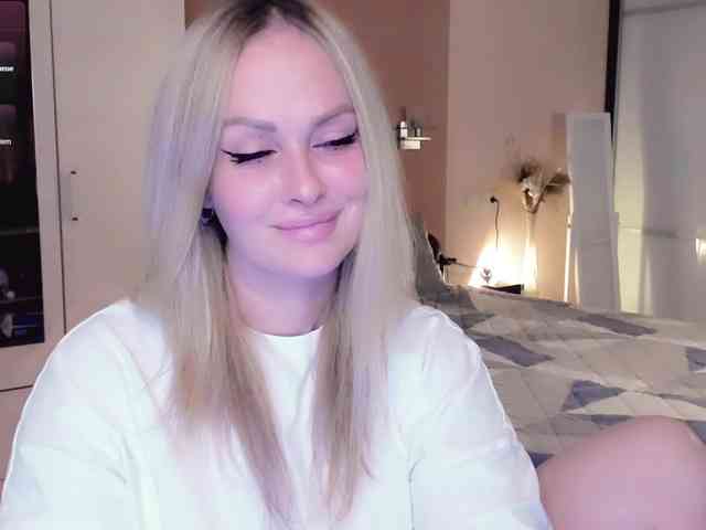 LibbyNora webcam