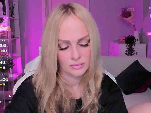 LibbyNora webcam