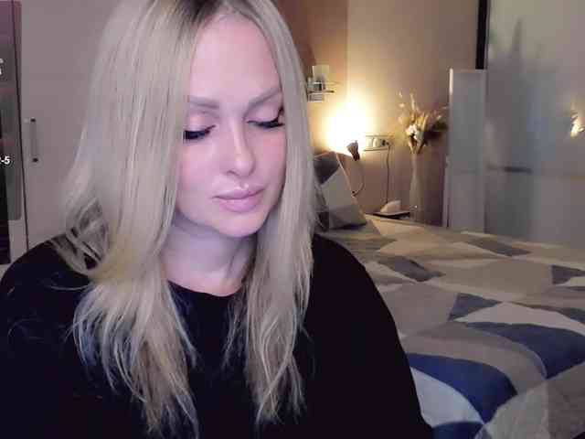 LibbyNora webcam