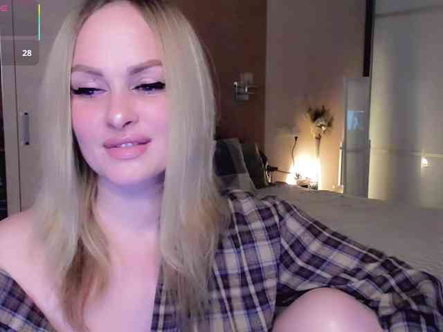 LibbyNora webcam