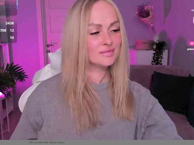 LibbyNora webcam