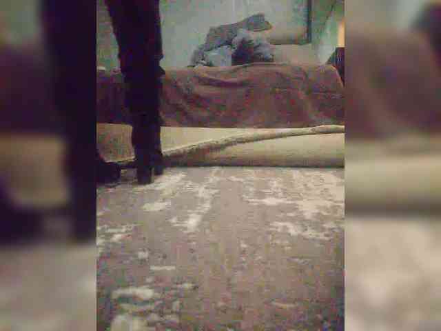 Karoleva_milf webcam