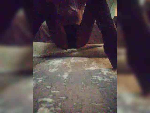 Karoleva_milf webcam