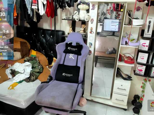 Alisson_Queen webcam