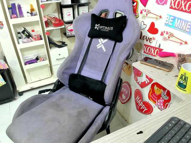 alison-miller's BongaCams show and profile