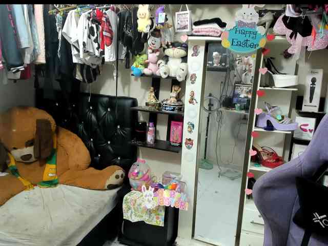 Alisson_Queen webcam