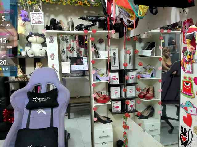 Alisson_Queen webcam