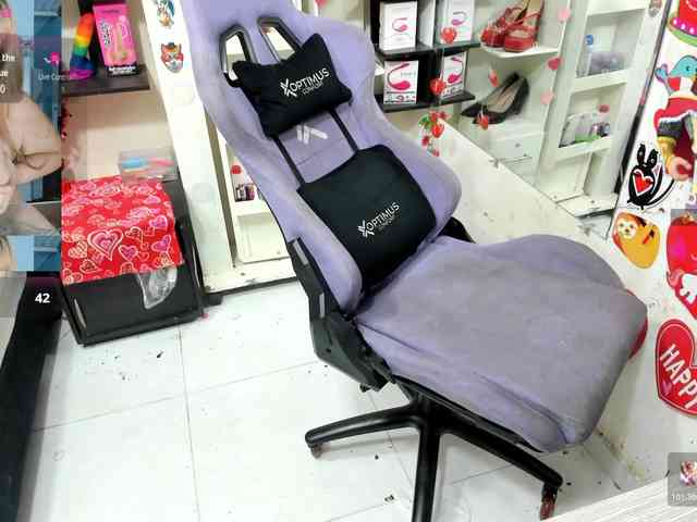 Alisson_Queen webcam