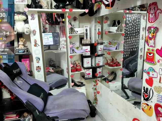 Alisson_Queen webcam