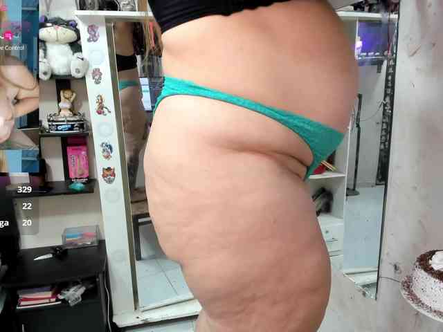 Alisson_Queen webcam