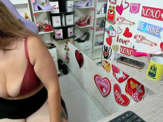 Alisson_Queen webcam