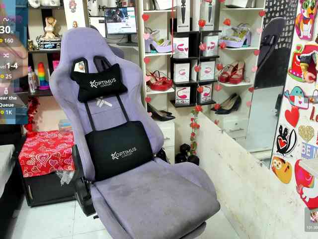 Alisson_Queen webcam