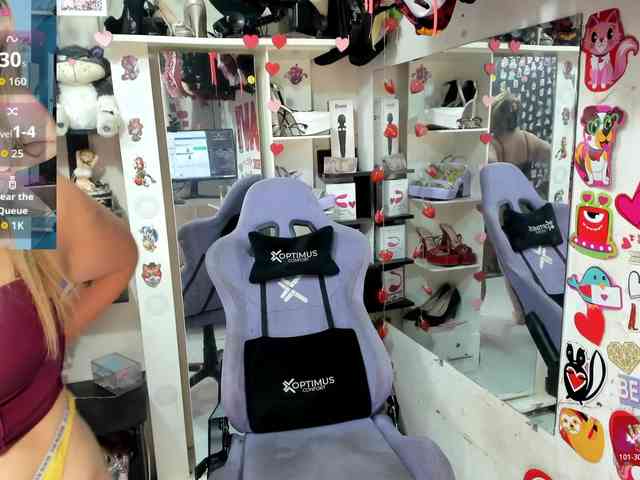 Alisson_Queen webcam