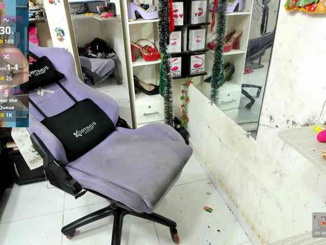 Alisson_Queen webcam