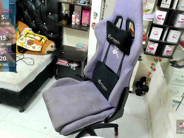 Alisson_Queen webcam