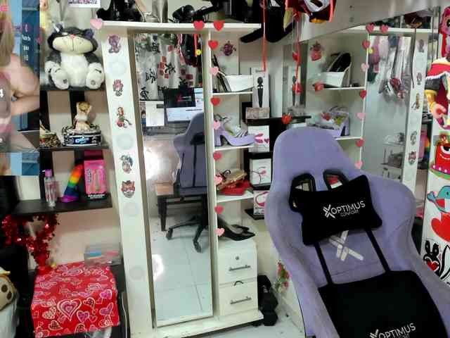 Alisson_Queen webcam