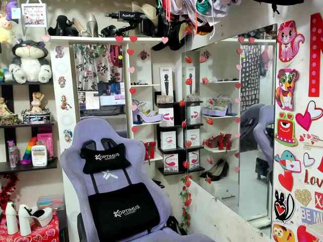 Alisson_Queen webcam