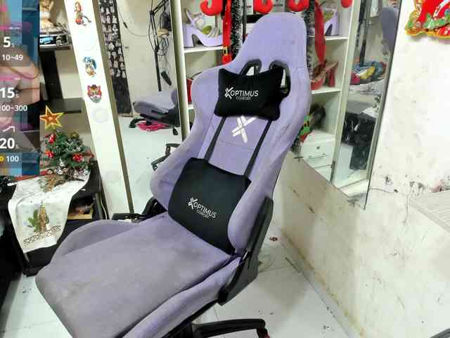 Alisson_Queen webcam