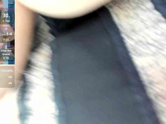 Alisson_Queen webcam