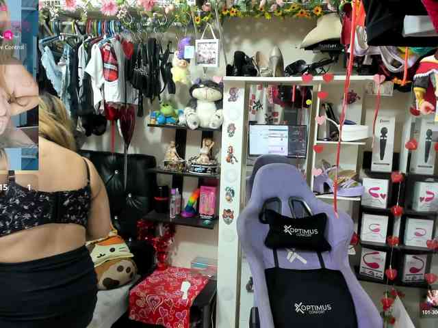 Alisson_Queen webcam